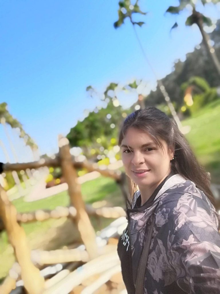 Sadece evlenecekler 1 Sadece evlenecekler, Sadece evlenecek, Sadece evlenecekler yazsın, Sadece evlenecek bay arıyorum, Sadece evlenecek bayan arıyorum