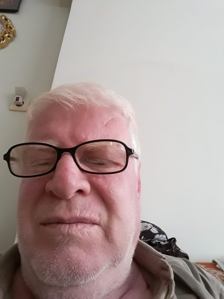 EVLELIK IÇIN BAYAN ARIYORUM ISTANBULDAYIM