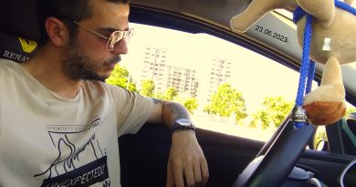 Hayatında Romantik Ve Sadık Erkek Arayan Bayanlar Varsa Bana Ulasabilirler