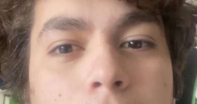 20'lik bir genç 4 20'lik bir genç