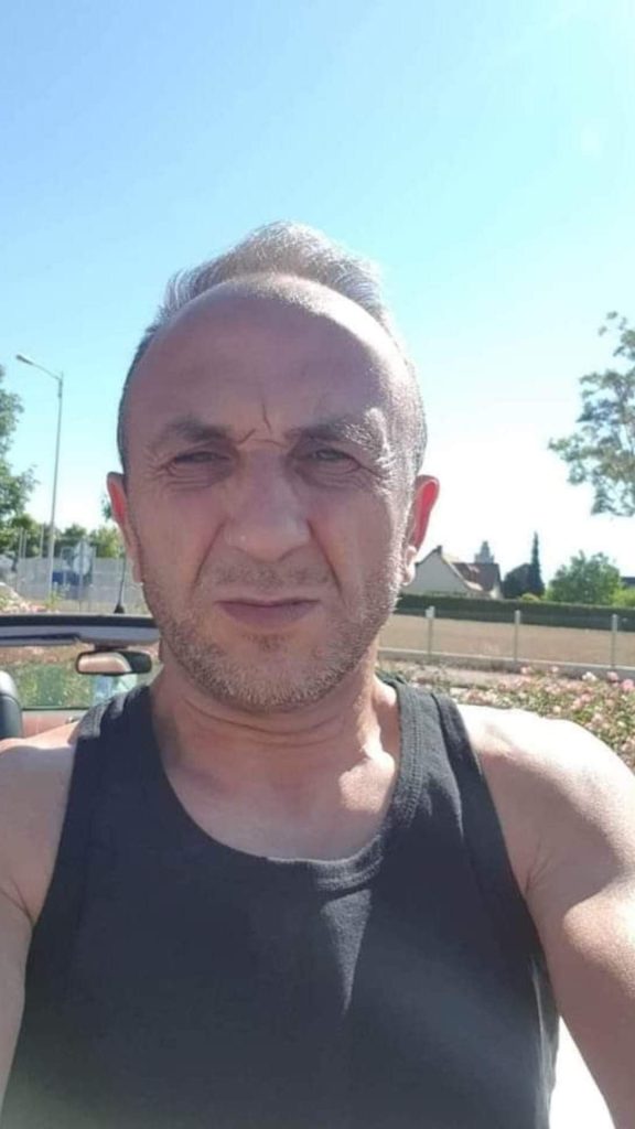 Bayan Arkadas ariyorum