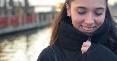 Evlenmek isteyen boşanmış bayanlar da burada 5 Evlenmek isteyen boşanmış bayanlar da burada, Evlenmek isteyen bayanlar, Evlenmek isteyenler, Evlenmek, Evlilik, Boşanmış bayanlar, İslami evlilik sitesi