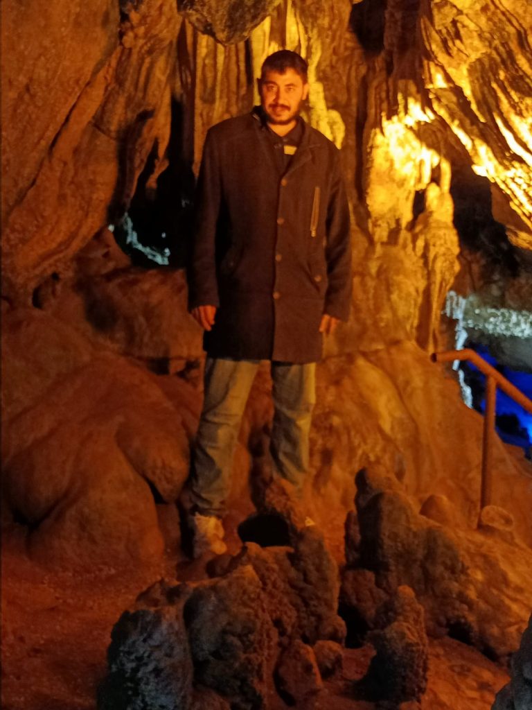 Adım Fatih Antisal