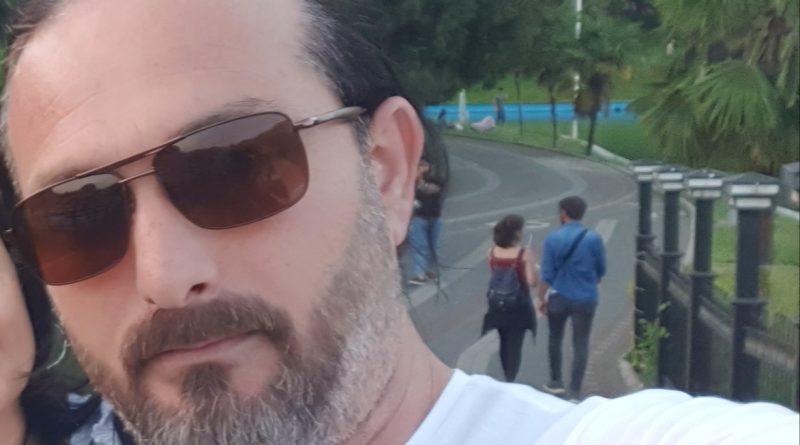 SEMPATİK GÜLER YÜZLÜ BAKIMLI GENÇ BİR BAYANLA TANIŞMAK GÖRÜŞMEK İSTİYORUM