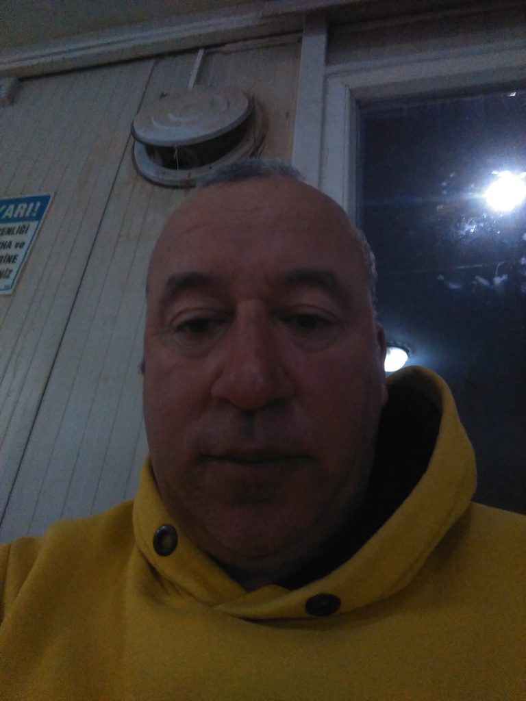 Mugladan bayan arkadas ariyorum