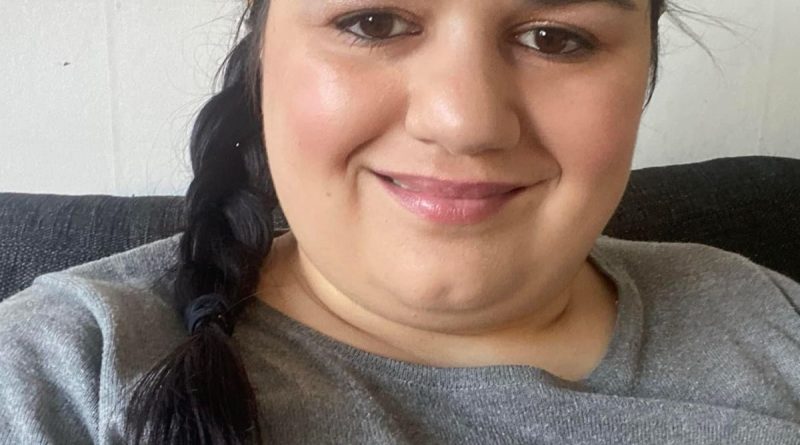 Boşanmış bayanların cep telefon numaraları, Dost arayan Aklı Başında zengin ve boşanmış bayanların cep telefon numaraları