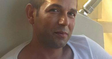 BAKIMLI NİYETİ CİDDİ GÜZEL BAYAN BAKIMLI NİYETİ CİDDİ GÜZEL BAYAN